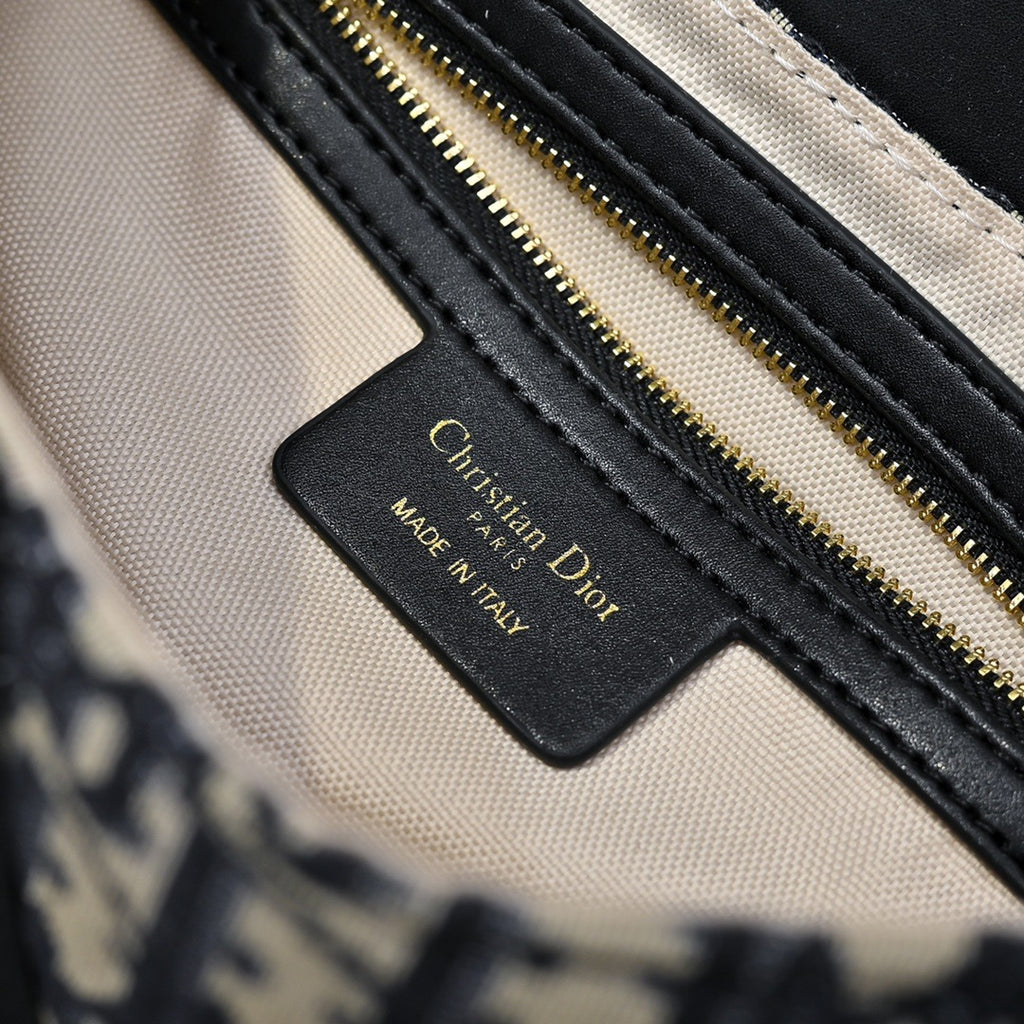 2 Tone Saddle Bag