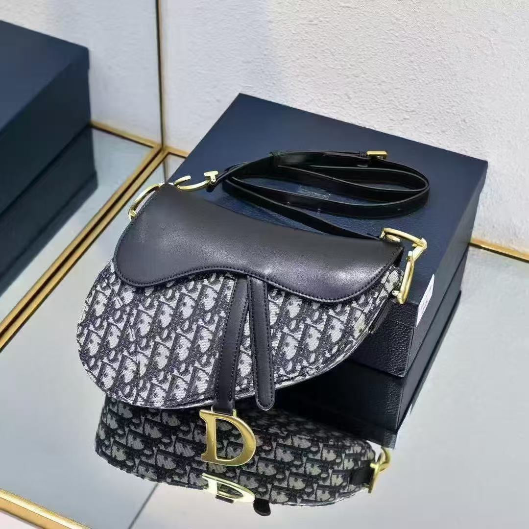 2 Tone Saddle Bag