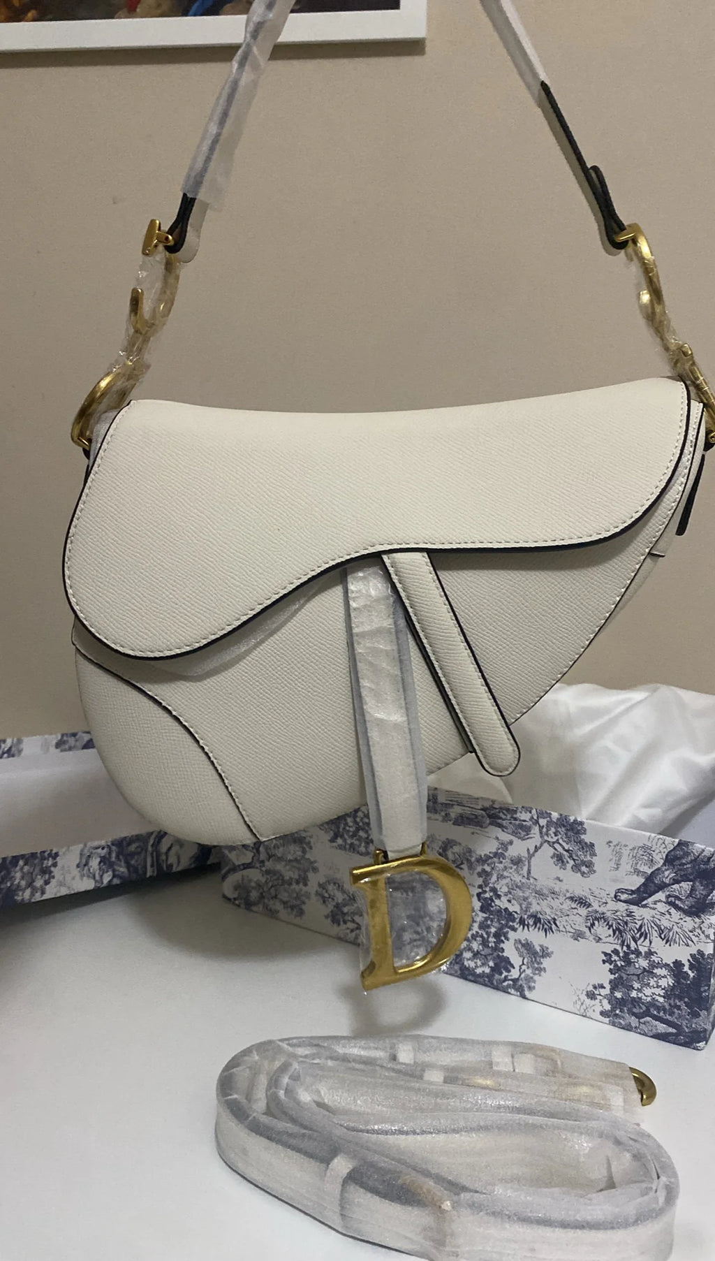 White Saddle Bag
