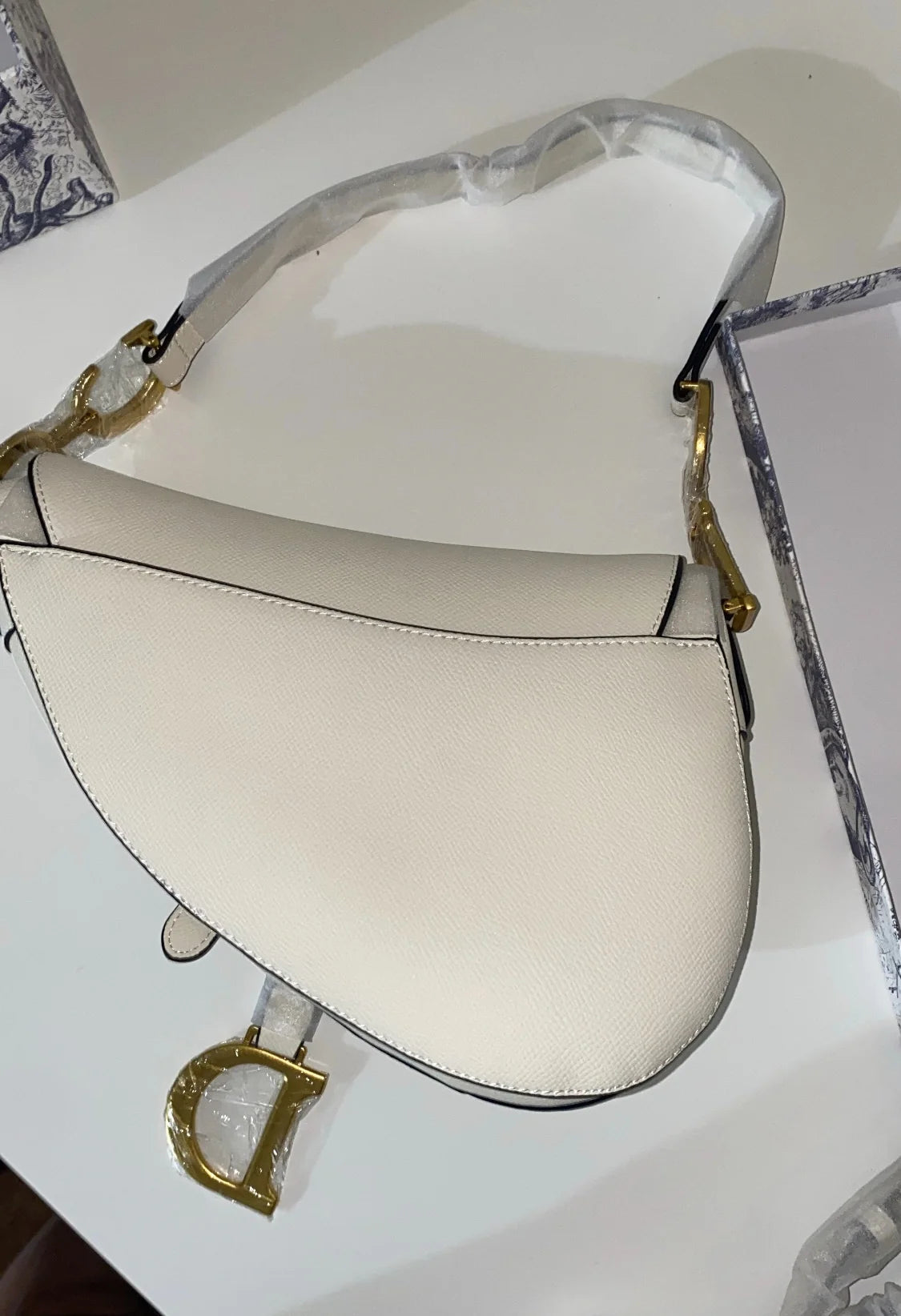 White Saddle Bag